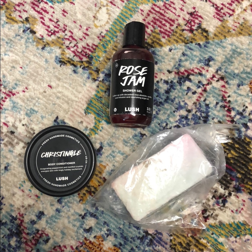 Lush cosmetics bundle